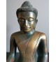 Bouddha bois doré en position du lotus